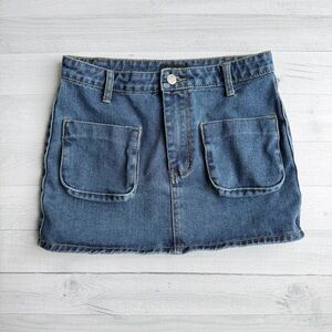 Pretty Little Thing Indigo Vintage Wash Cargo Pocket Front Denim Mini Skirt US 2